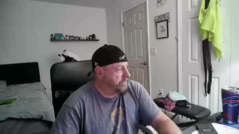 Snapshot of flaguy3233 chatting on January 24, 2025, 5:42 am Florida guy online show from January 24, 2025, 5:42 am