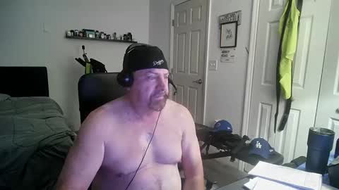 Snapshot of flaguy3233 chatting on September 18, 2025, 1:46 pm Florida guy online show from September 18, 2025, 1:46 pm