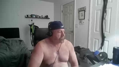 Snapshot of flaguy3233 chatting on October 12, 2025, 11:59 pm Florida guy online show from October 12, 2025, 11:59 pm