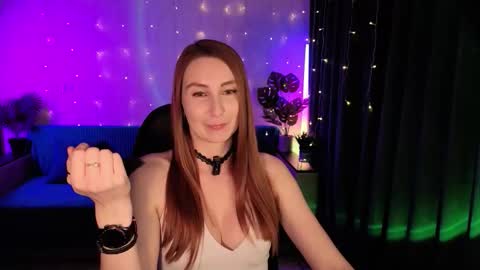 Kristy online show from November 14, 2025, 7:34 pm