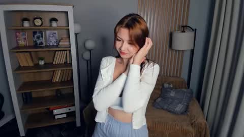 Snapshot of flawfull chatting on October 9, 2025, 1:31 pm Cheryl 3 online show from October 9, 2025, 1:31 pm