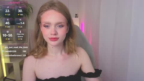 Snapshot of flirtypixy chatting on September 30, 2025, 11:21 pm Polly online show from September 30, 2025, 11:21 pm
