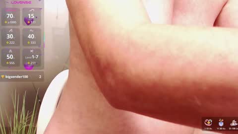 flirtysecretary123 online show from November 7, 2025, 2:06 pm