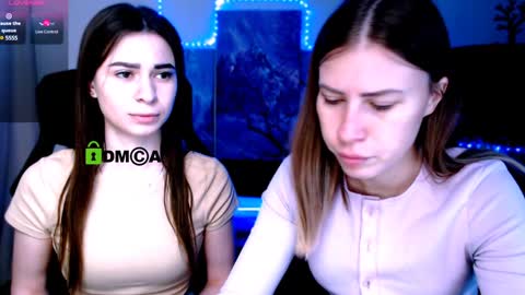 Snapshot of flora_ri chatting on January 26, 2025, 10:12 am just ask me online show from January 26, 2025, 10:12 am