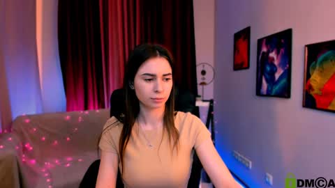 Snapshot of flora_ri chatting on January 26, 2025, 4:51 pm just ask me online show from January 26, 2025, 4:51 pm