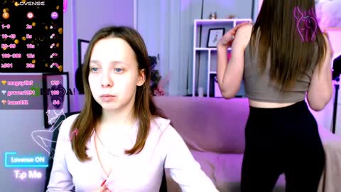 Snapshot of flora_ri chatting on February 4, 2025, 4:50 pm just ask me online show from February 4, 2025, 4:50 pm