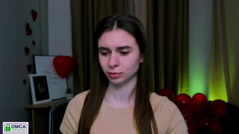 Snapshot of flora_ri chatting on February 25, 2025, 4:53 pm just ask me online show from February 25, 2025, 4:53 pm