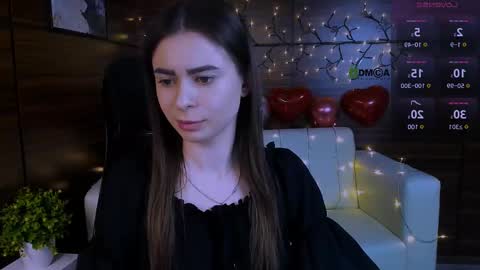 Snapshot of flora_ri chatting on March 6, 2025, 8:59 pm just ask me online show from March 6, 2025, 8:59 pm