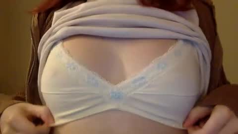 Snapshot of floraexploration chatting on February 2, 2025, 5:26 pm floraexploration online show from February 2, 2025, 5:26 pm