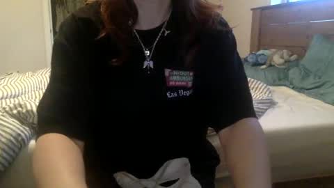 Snapshot of floraexploration chatting on March 1, 2025, 3:21 am floraexploration online show from March 1, 2025, 3:21 am