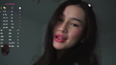Snapshot of floralmuse chatting on October 1, 2025, 3:34 am Viola online show from October 1, 2025, 3:34 am