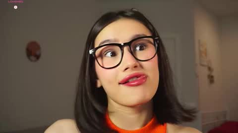 Viola online show from November 1, 2025, 4:03 am