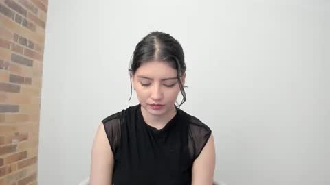 Snapshot of flordejamaica chatting on November 2, 2025, 9:17 pm Tell me My Love online show from November 2, 2025, 9:17 pm