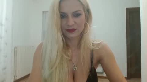 Snapshot of florya4you chatting on September 14, 2025, 12:26 pm florya4you online show from September 14, 2025, 12:26 pm