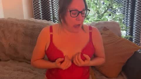 Snapshot of flossyishot chatting on December 25, 2024, 11:20 pm flossyishot online show from December 25, 2024, 11:20 pm