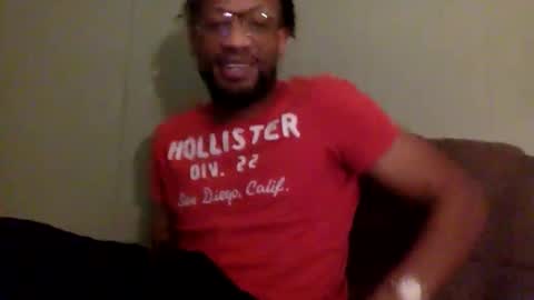 Snapshot of flow237 chatting on December 15, 2025, 11:47 am Flow237 online show from December 15, 2025, 11:47 am