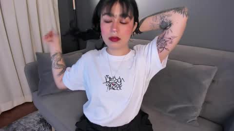 Its a pleasure to meet you. Im Flower. Help me reach 1k. Follow me. online show from November 21, 2025, 11:42 am