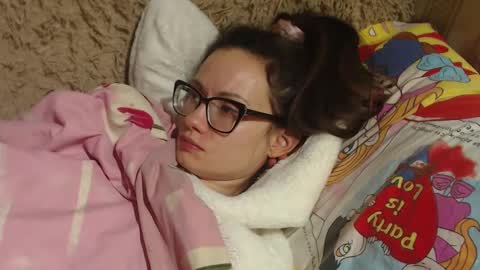 Snapshot of flowercandydoll chatting on February 4, 2025, 12:51 am say meow and send tip  online show from February 4, 2025, 12:51 am