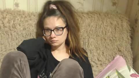 say meow and send tip  online show from December 8, 2024, 5:11 pm