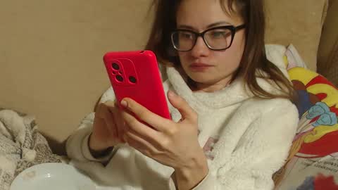 say meow and send tip  online show from March 3, 2025, 6:44 pm