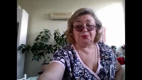 Flowerlower online show from March 9, 2025, 8:40 am