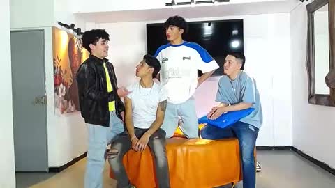 Snapshot of flyckers chatting on November 22, 2025, 10:09 pm flyckers online show from November 22, 2025, 10:09 pm