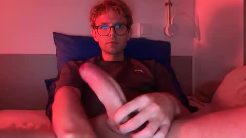 Drew online show from October 12, 2025, 11:48 pm