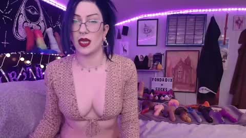 Fonda Dix online show from January 14, 2025, 7:59 am