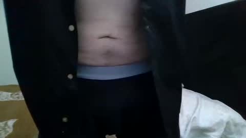 Snapshot of fonzi_flores chatting on November 9, 2025, 6:55 am fonzi_flores online show from November 9, 2025, 6:55 am