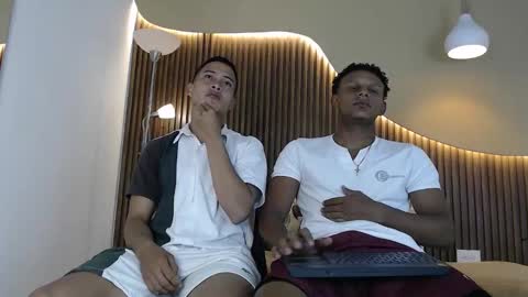 TASTY GUYS  online show from December 16, 2025, 1:05 pm