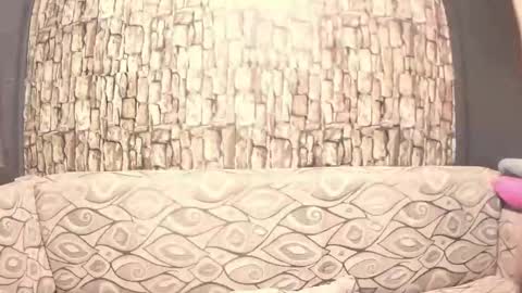 Snapshot of fox_off2 chatting on February 10, 2025, 8:42 pm fox_off2 online show from February 10, 2025, 8:42 pm