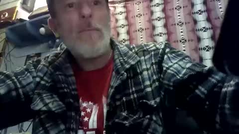 Snapshot of foxbodydave chatting on November 29, 2025, 9:34 am foxbodydave online show from November 29, 2025, 9:34 am