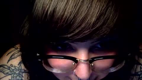 foxdarling96 online show from November 15, 2025, 4:54 am