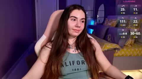 Snapshot of foxohlove chatting on October 26, 2025, 6:03 pm Foxy online show from October 26, 2025, 6:03 pm