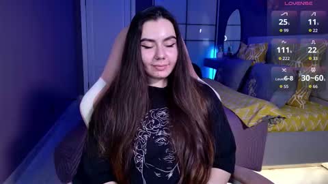 Snapshot of foxohlove chatting on October 30, 2025, 6:30 pm Foxy online show from October 30, 2025, 6:30 pm