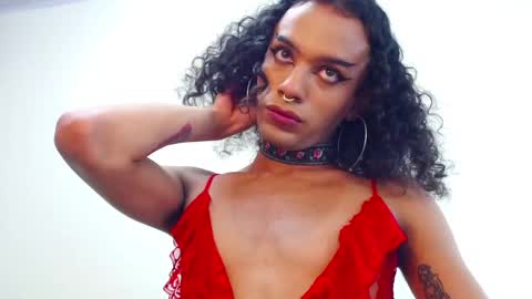 Ella online show from March 7, 2025, 6:54 pm