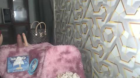 Snapshot of foxy_shantal chatting on September 22, 2025, 11:51 pm foxy_shantal online show from September 22, 2025, 11:51 pm