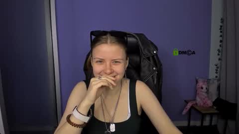Snapshot of foxy_tease_ chatting on September 30, 2025, 7:30 pm foxy_tease_ online show from September 30, 2025, 7:30 pm