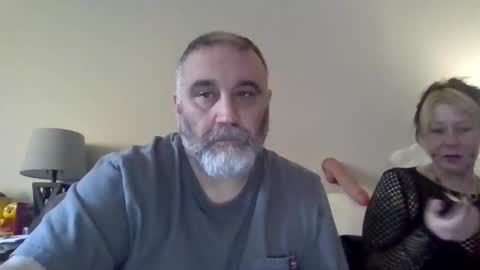 foxyfang online show from October 31, 2025, 3:13 pm