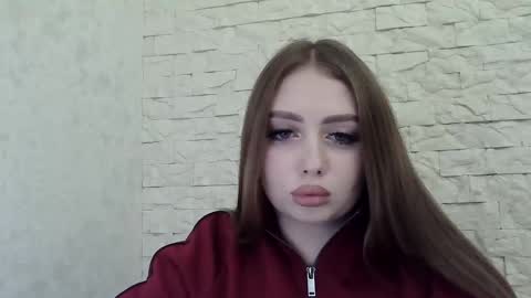 Alice online show from December 4, 2025, 7:44 pm