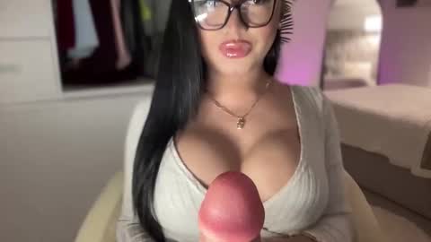 Ms Celeste Anne online show from September 20, 2025, 5:08 am