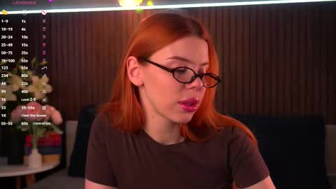 Snapshot of foxyrise chatting on December 14, 2025, 6:19 am Jane Foxy online show from December 14, 2025, 6:19 am