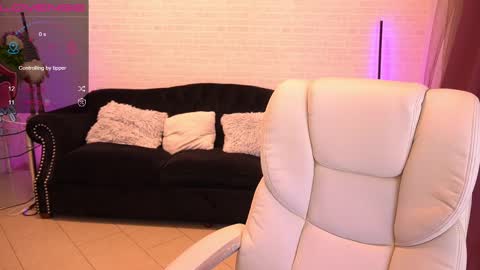 Snapshot of foxyykate chatting on December 6, 2024, 11:22 am Kate online show from December 6, 2024, 11:22 am