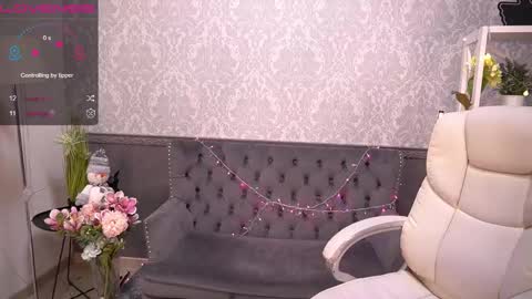 Snapshot of foxyykate chatting on December 9, 2024, 9:48 pm Kate online show from December 9, 2024, 9:48 pm