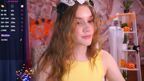 Snapshot of foxyykate chatting on October 31, 2025, 3:13 pm Kate online show from October 31, 2025, 3:13 pm