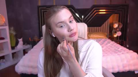 Snapshot of foxyykate chatting on December 4, 2025, 10:07 pm Kate online show from December 4, 2025, 10:07 pm