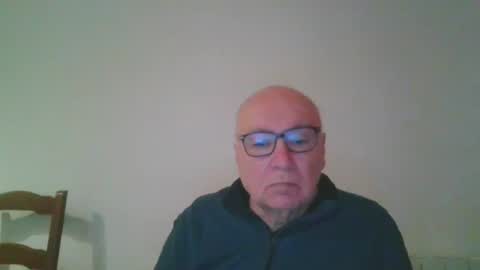 Snapshot of fra94 chatting on January 3, 2025, 9:05 pm fra94 online show from January 3, 2025, 9:05 pm