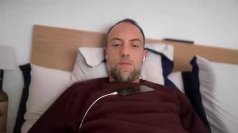 fra___ online show from October 21, 2025, 7:09 am