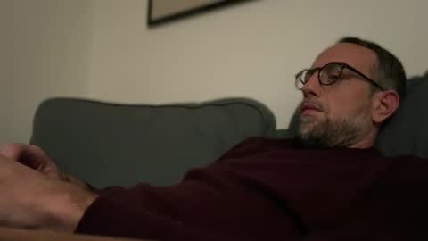 fra___ online show from October 21, 2025, 10:21 pm