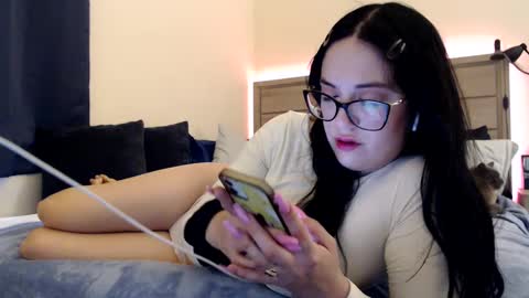 Angel online show from December 16, 2024, 4:16 pm